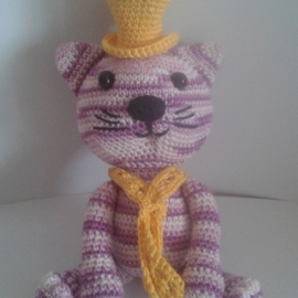 КОТИК связанный крючком