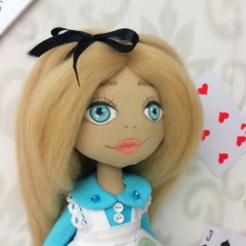 Кукла Алиса