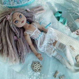 Маленькая Эля