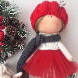 Кукла текстильная