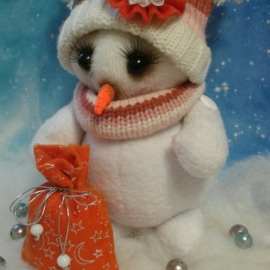 Снеговичок с мешком