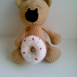 Медвежонок Коржик.