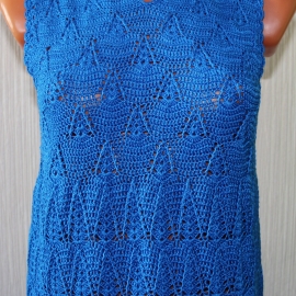 синее платье А-силуэта