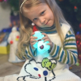 Белое платье на девочку "Котёнок Пегги".