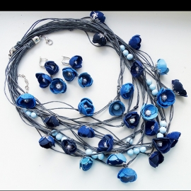 Цвет настроения синий!