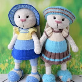 Вязаная зайка