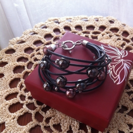 Кожаный браслет