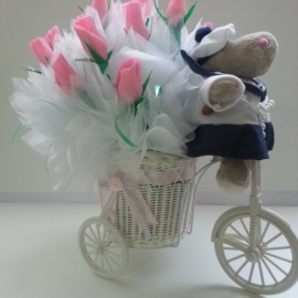 Сладкий букет с игрушкой