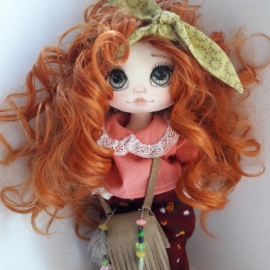 Кукла текстильная