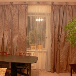 Шторы: комплект штор в полоску.