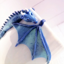 Дракон в перламутре