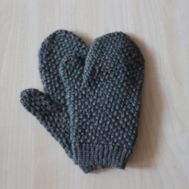 Шерстяные варежки
