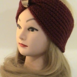 Повязка-чалма бордовая с брошью, вязаная