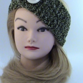 Повязка махровая с пуговицей вязаная