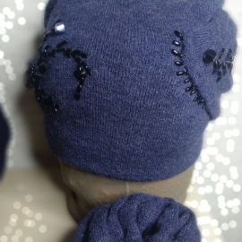 Трикотажная шапочка