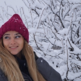 Вязаная шапка