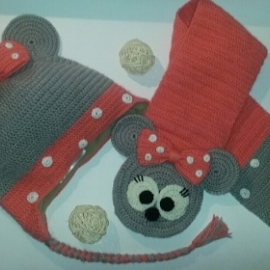 Комплект шапка и шарф "Минни Маус"