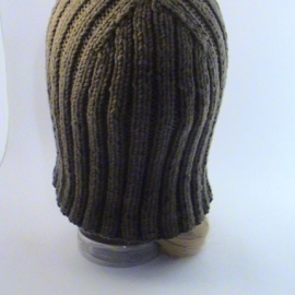 Шапка-паричок Каре коричневый, вязаный крупной вязкой