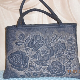 Серьги из дерева и фианита